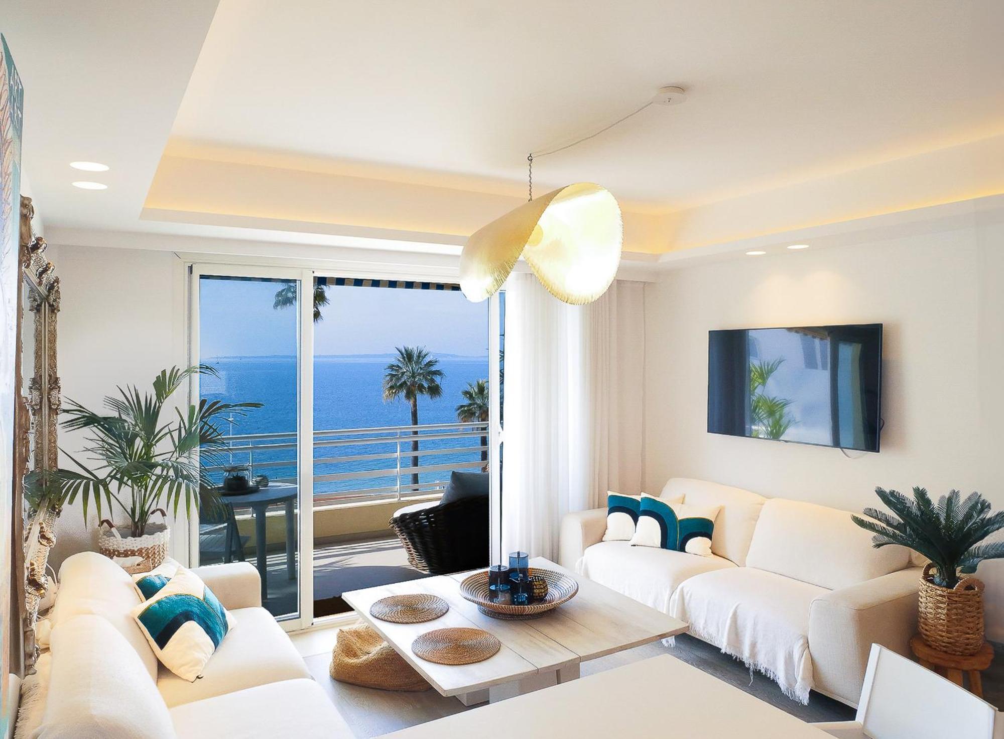 Beautiful With Panoramic Sea View